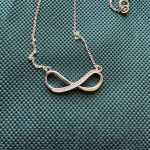Elegant Silver Infinity Necklace, 46 cm